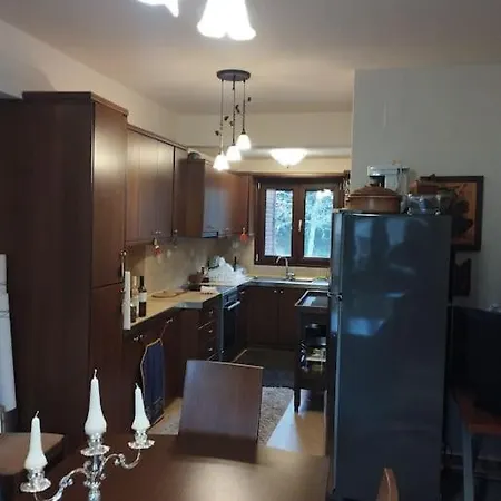 η βίλα δίπλα στο δάσος Βίλα *