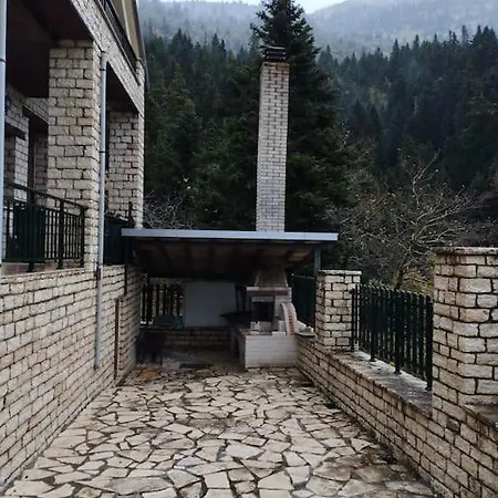 Βίλα η βίλα δίπλα στο δάσος Vlataneoi
