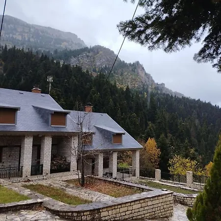 Βίλα η βίλα δίπλα στο δάσος *